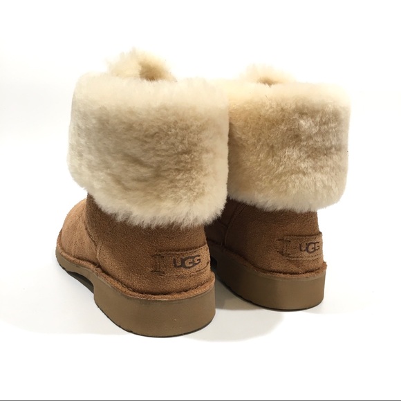 UGG Weylyn Shearling Cuff Ankle Boots -Chestnut Suede -US 8 -NEW - Picture 3 of 8